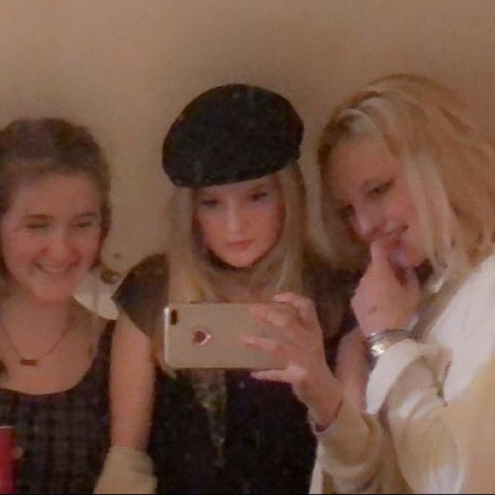 Meet your Posher, Madison